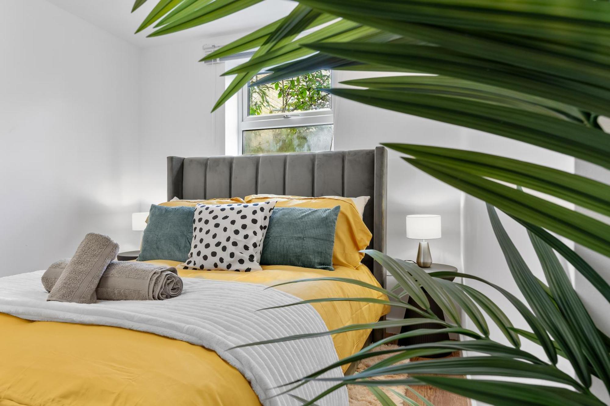 Апартаменты Modern 2Br Near Tower Bridge Лондон Экстерьер фото